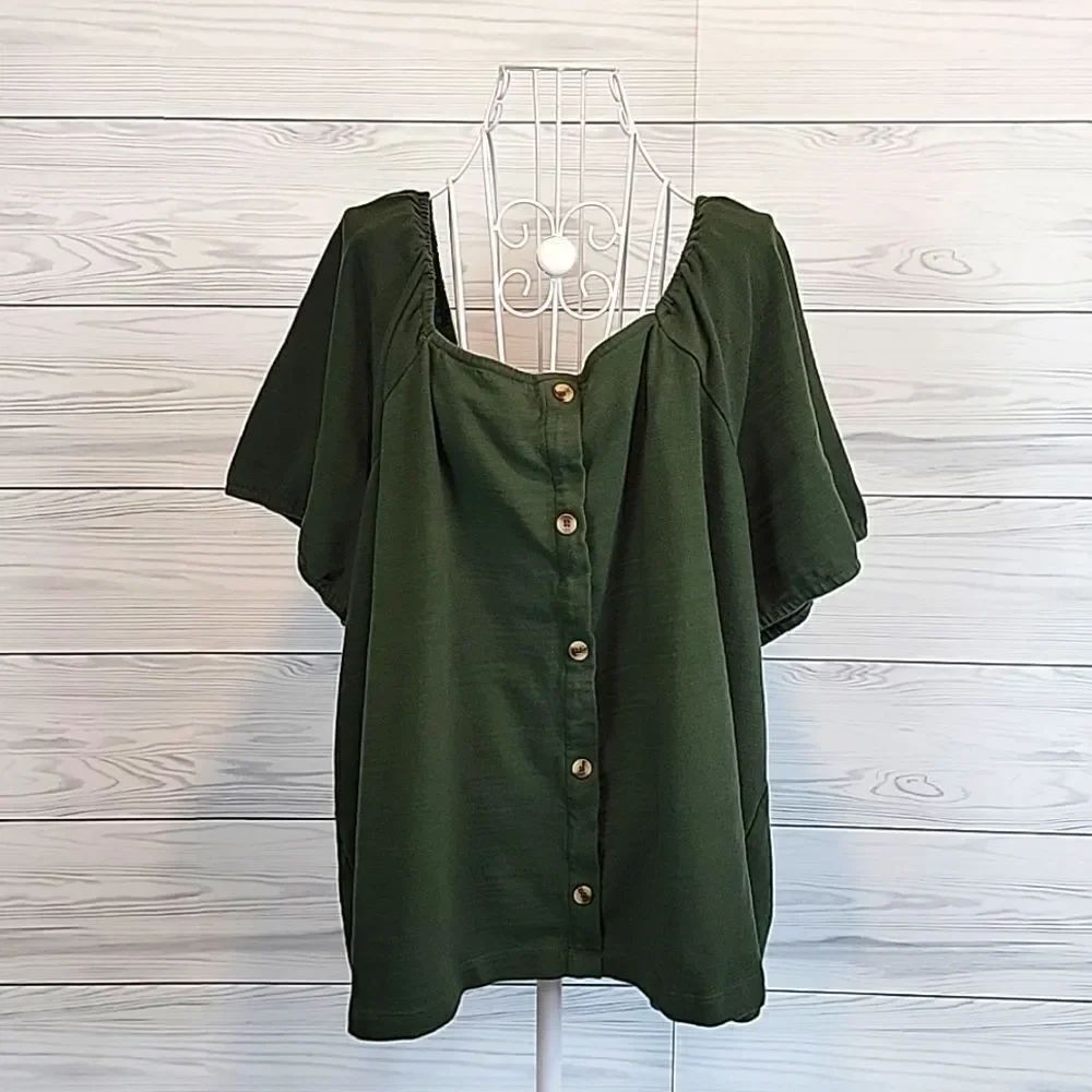Lane Bryant square neck button-down knit top - green Women's Size 26/28